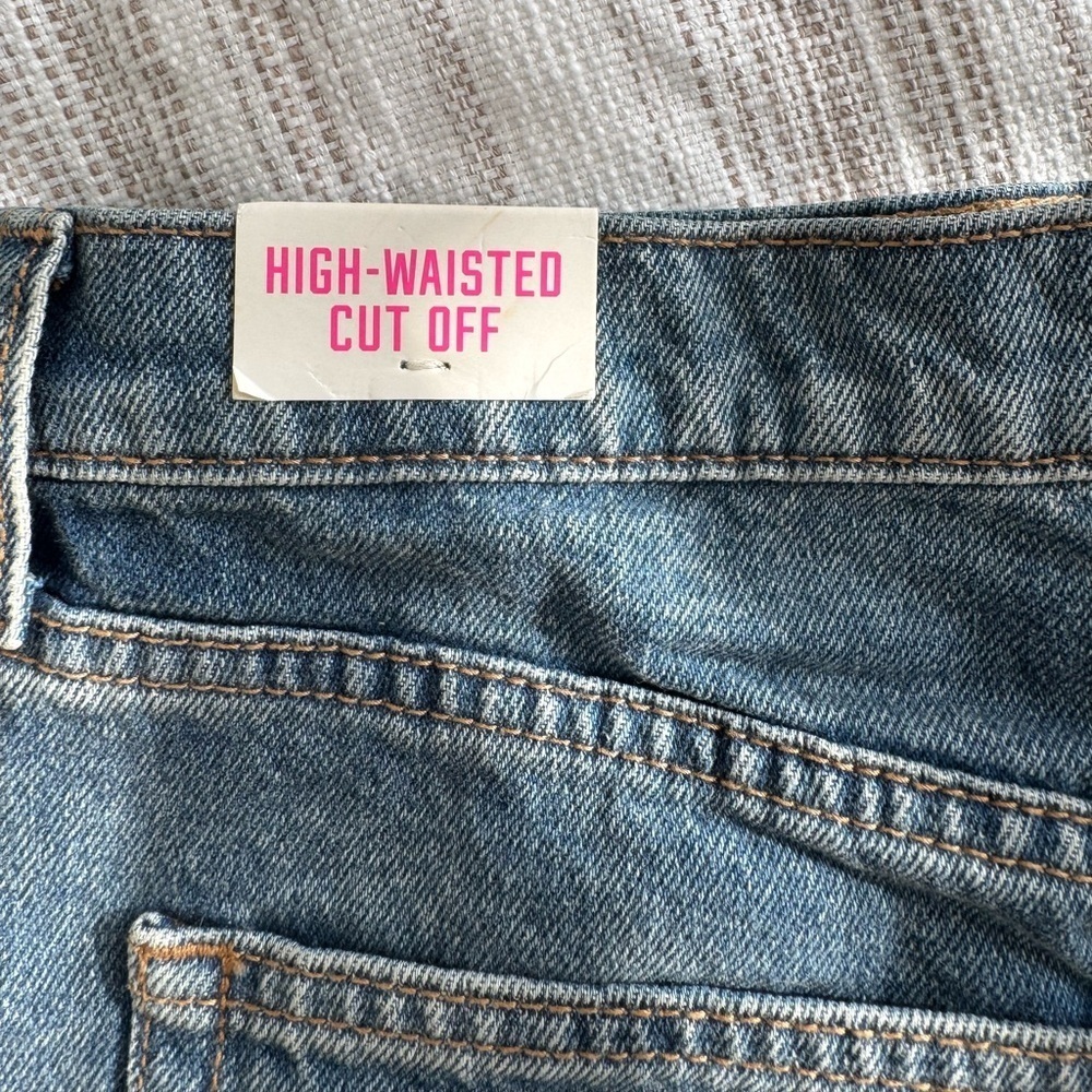 NWT Victoria Secret Pink High Waisted Cut Off Blue Denim Shorts - Picture 3 of 4